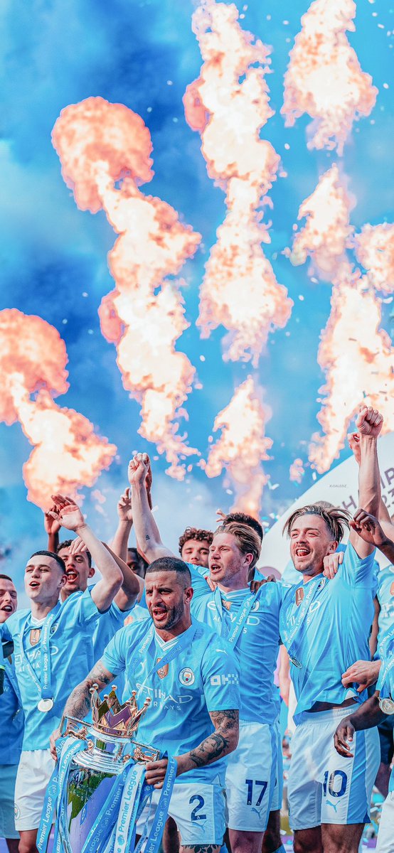 heis_kevn's tweet photo. #Wallpapers                          
•📁 Manchester City 23/24
  •📁Premier League champions🥇

A Thread 🧵 https://t.co/Mgp8AUy5DX