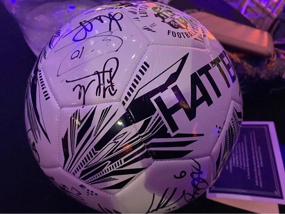 Hi thank you for donating £270 to @MindBLMK @KeechHospice @NOAH_Luton @ProstateUK for the signed ball generously donated by @BobbersTravel taking the total for premier pedal challenge to £6,927 thank you♥️🧡💙 still 24 hours to enter before draw is made🙂 justgiving.com/team/markpremi…