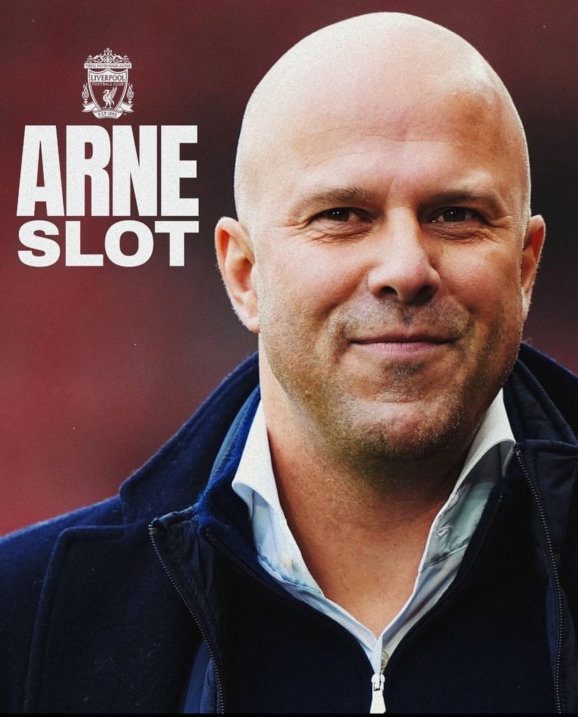 Liverpool FC, Arne Slot ile anlaşıldığını ve 45 yaşındaki Hollandalı yeni patronumuzun 1 Haziran 2024 itibari ile görevinin başında olacağını duyurdu. HOŞGELDİN ARNE! 💪