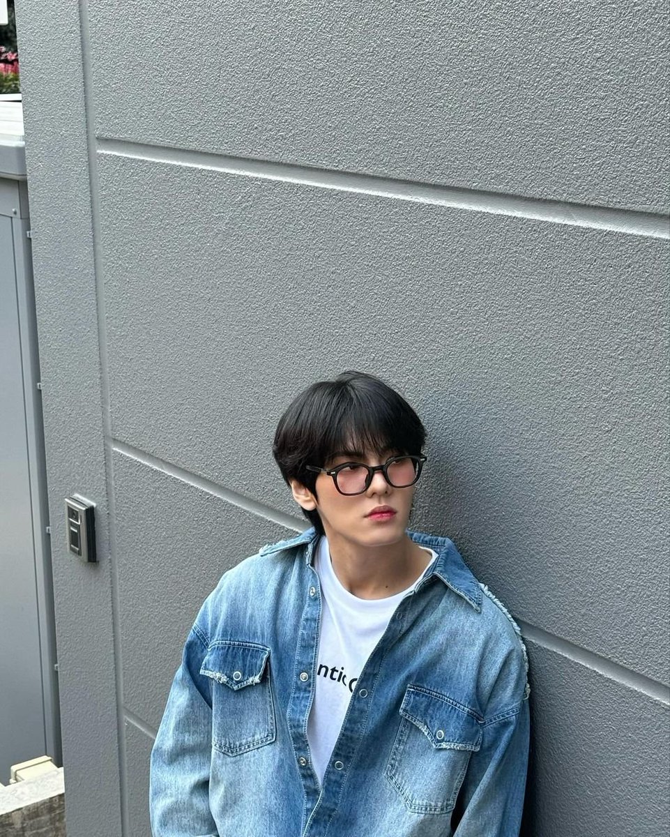 HwanHee_Brasil's tweet photo. https://t.co/0ed1dKtW9Z