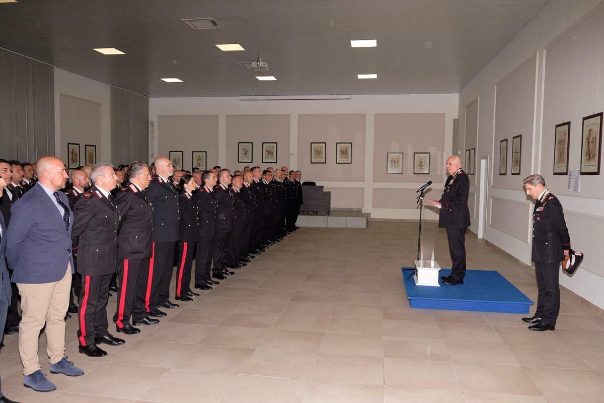 Il Comandante Generale dell'Arma, Teo Luzi, oggi in visita presso la Legione #Carabinieri Toscana