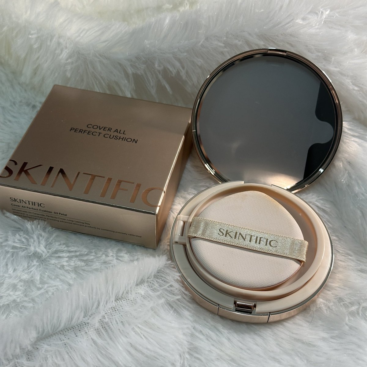 ส่งต่อคุชชั่นskintific เบอร์03 Petal 
ใช้ไป 3 ครั้ง ซักพัฟไปให้นะคะ

260.- รวมส่ง 

#ส่งต่อเครื่องสําอางค์ #ส่งต่อเครื่องสําอางมือสอง #ส่งต่อสกินแคร์มือสอง #เครื่องสําอางมือสอง #ส่งต่อคสอ #ส่งต่อคุชชั่น #ส่งต่อskintific