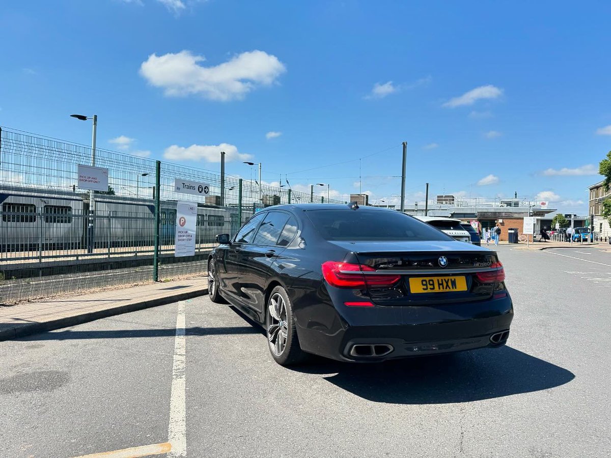 HosierXec's tweet photo. Peterborough Station 🚉 return for some visitors to a Wisbech based Corporate client today in our BMW 7 Series.

We are very lucky to have some wonderful Corporate &amp; Private clients, if you feel we can assist you in any way please contact us via the avenues in our bio. https://t.co/RRrzK7Rz5J