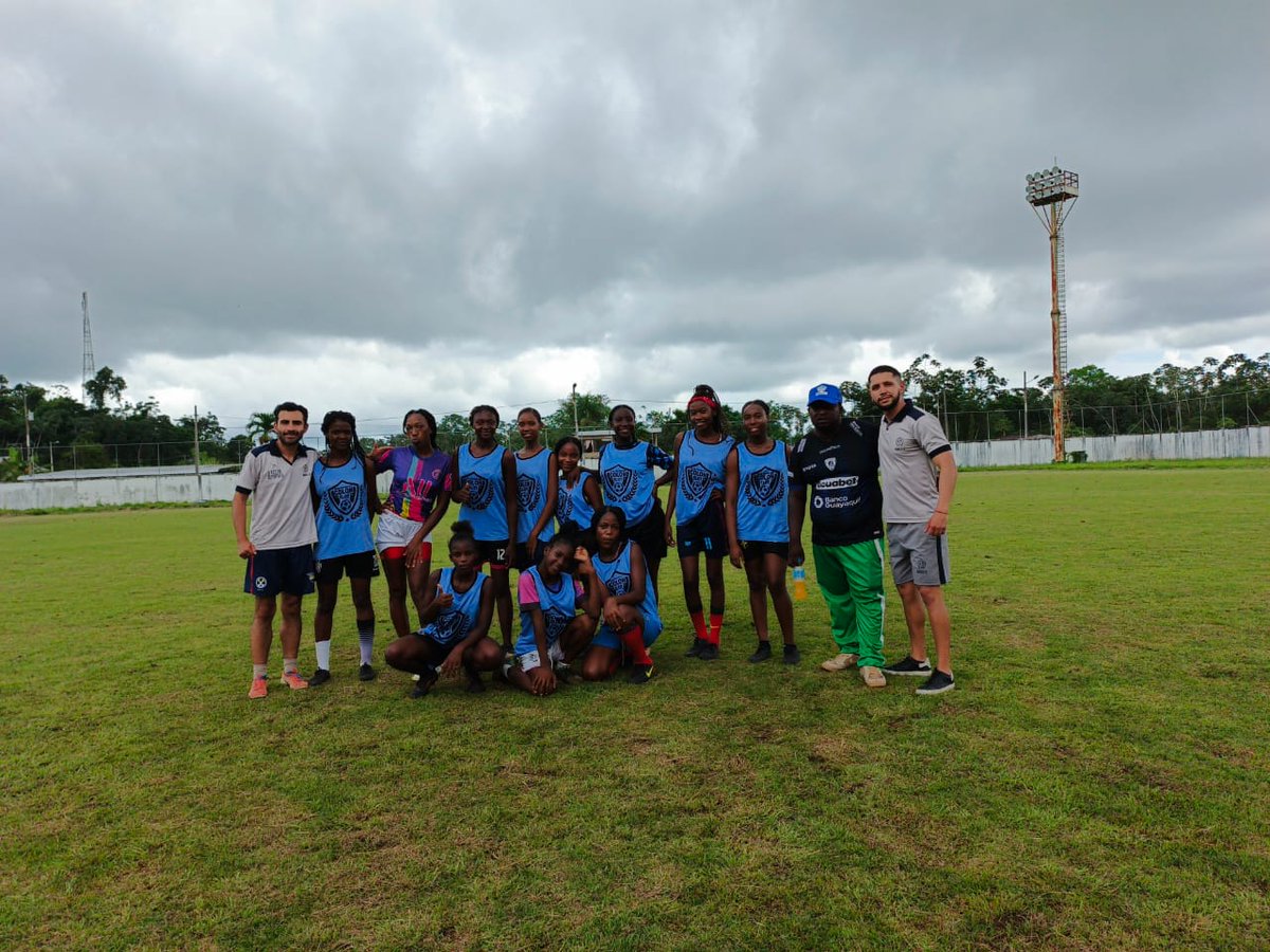📸 POSTALES

💪⚽ Este fin de semana estuvimos realizando scouting en Esmeraldas.

🔍 Seguimos en búsqueda de los mejores talentos.
.
.
.
#7MaresFC 
#VamosGuerrerasdelMar