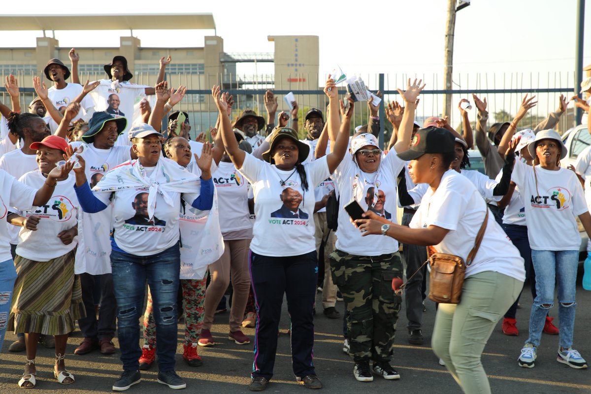 ACTYouthWing_'s tweet photo. The People’s Party ❤️🖤💚💛 #JoinACT #VoteACT #VoteACT2024 

Ace Magashule ACT MK Party ConCourt Electoral Court Gcinile https://t.co/fA7MKGBcCE