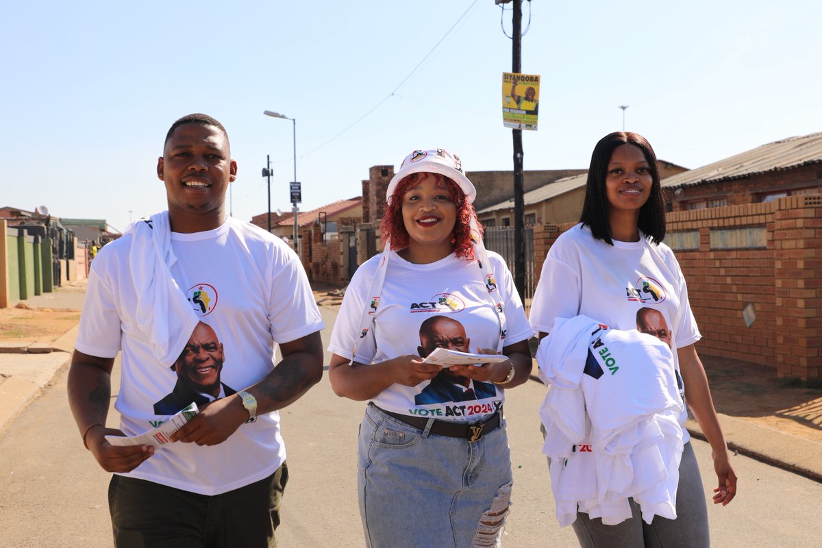 ACTYouthWing_'s tweet photo. The People’s Party ❤️🖤💚💛 #JoinACT #VoteACT #VoteACT2024 

Ace Magashule ACT MK Party ConCourt Electoral Court Gcinile https://t.co/fA7MKGBcCE