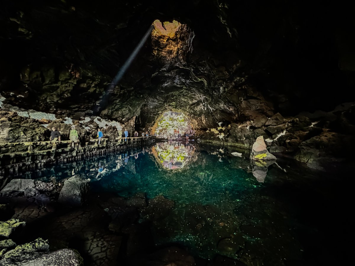 divergenttravel's tweet photo. Grabbing a drink in a cave bar on Lanzarote🍹
The ambiance is surreal—dim lights, natural stone walls, and the echo of clinking glasses.
Truly a unique experience with @Windstarcruises in the Canary Islands 🥂✨
#UniqueBars #CaveVibes #Cruise #CruiseLife #WindstarCruises https://t.co/t6VwYflw0d
