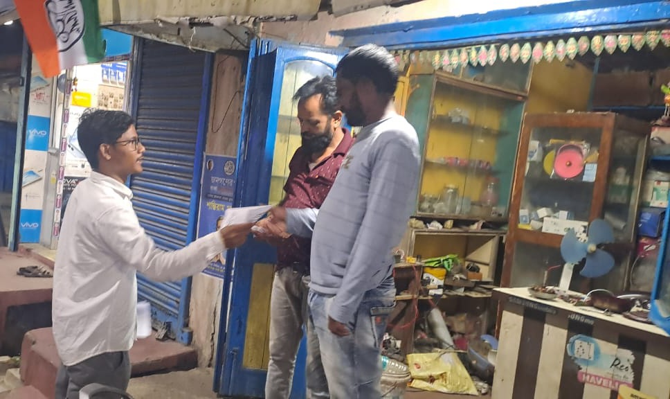 UtpalBrmn's tweet photo. পুরুলিয়া শহরের বিভিন্ন স্থানে ভোটার জনজাগরণকে কেন্দ্র করে পথসভা অনুষ্ঠিত হলো।
#ABVPPurulia
#NationFirstVotingMust
#MyVoteMyVoice https://t.co/45HDLw51zD