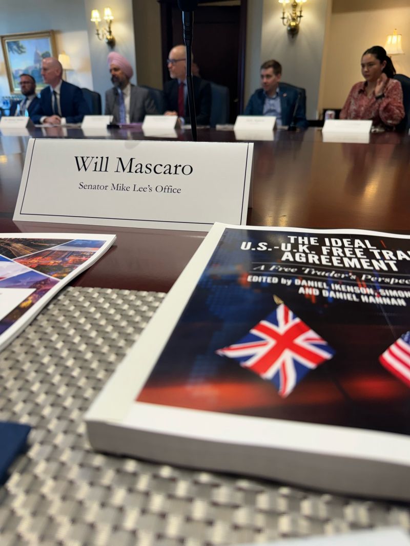 DrewHaleDC's tweet image. It was a pleasure to host @UKLabour MPs of the @UKParliament as well as representatives from the @UKinUSA, @BritAmericanBusiness, @LegatumInst, @CSIS, @congressdotgov, @CATOInstitute and @cityoflondon for a roundtable on a potential UK-US free trade agreement at @Heritage.