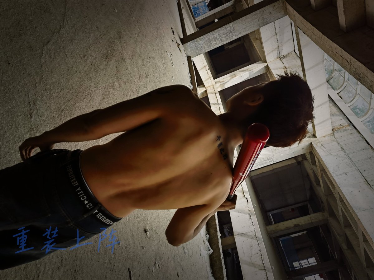 终于又鼓起勇气去拍片了，感谢小帅哥的配合！（原创图片）