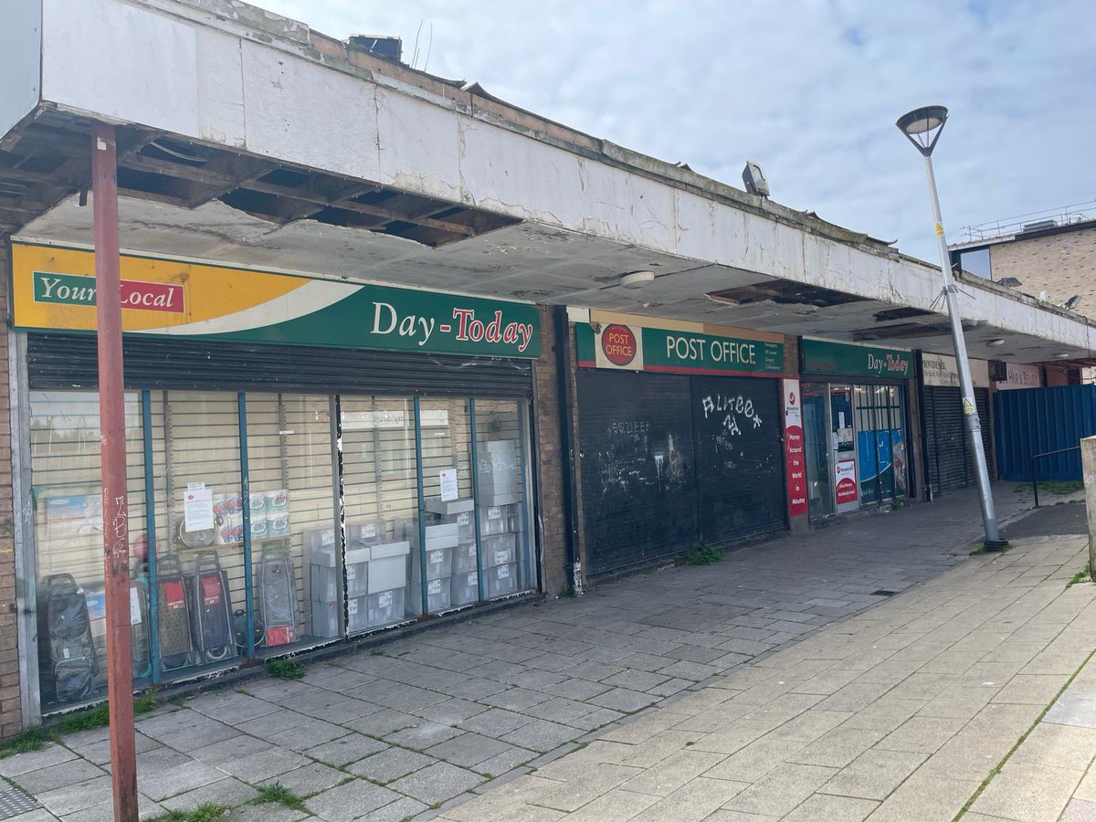 Went to speak to the owners of Day-Today. Very concerned about the local community losing access to the Post Office. Local resident Lisa Conyon has started a petition to ensure these vital services remain available. Council leader @cllrcammyday is also on the case