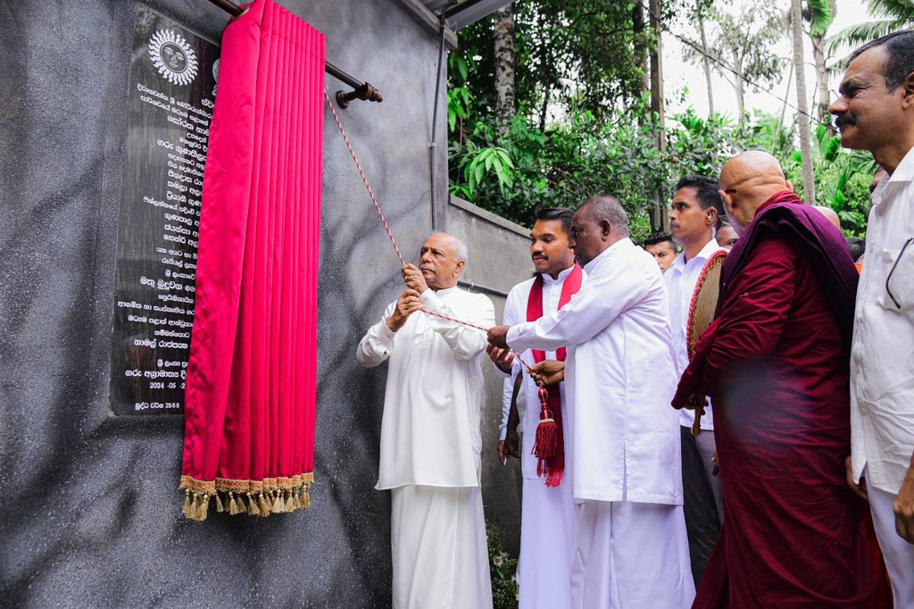 Honored to be part of the opening of the Maithri Bosath statue, the largest in Sri Lanka at 34 feet, initiated by Hon. MP Gunathilaka Rajapaksha and advised by Most Ven. Rajanganaye Soratha Thero. Hon. Prime Minister, @DCRGunawardena, our also attended the event.