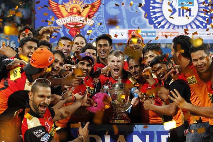 Hyderabad Won IPL Trophy Postion In Points Table 😍.

2009-Deccan Chargers (4)
2016-Sunrisers Hyderabad (3)
 
Now 2nd Postion in Points Table Hyderabad Will Repeat Again ??

#KKRvSRH #OrangeArmy #SRH #IPL2024 #SunrisersHyderabad #PlayWithFire #IPLOnStar #DeccanChargers #IPL2016