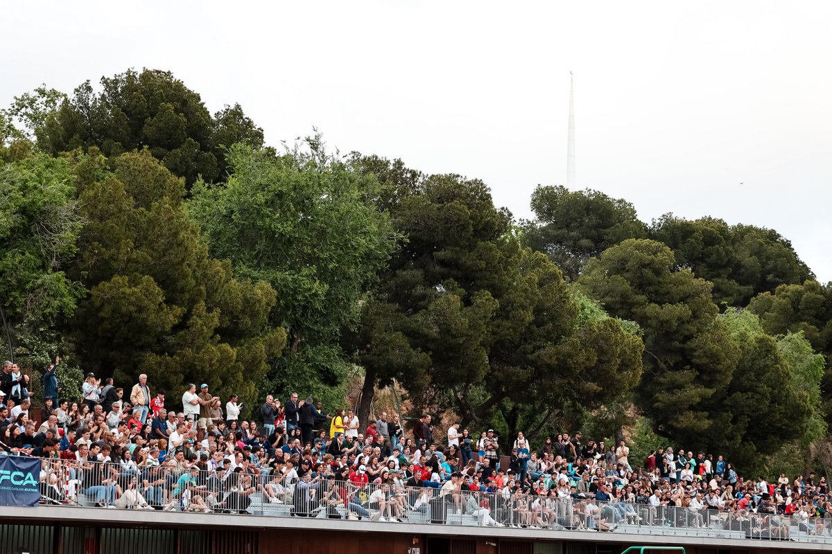 📷🔝 Un pequeño repaso fotográfico al Mitin Internacional de Cataluña celebrado en la pista de Serrahima ayer.

● GALERÍA COMPLETA ➡️ soycorredor.es/10-fotos-espec…

Fotos: <a href="/Atletisme_FCA/">Federació Catalana d’Atletisme</a>. #CORREDOR\