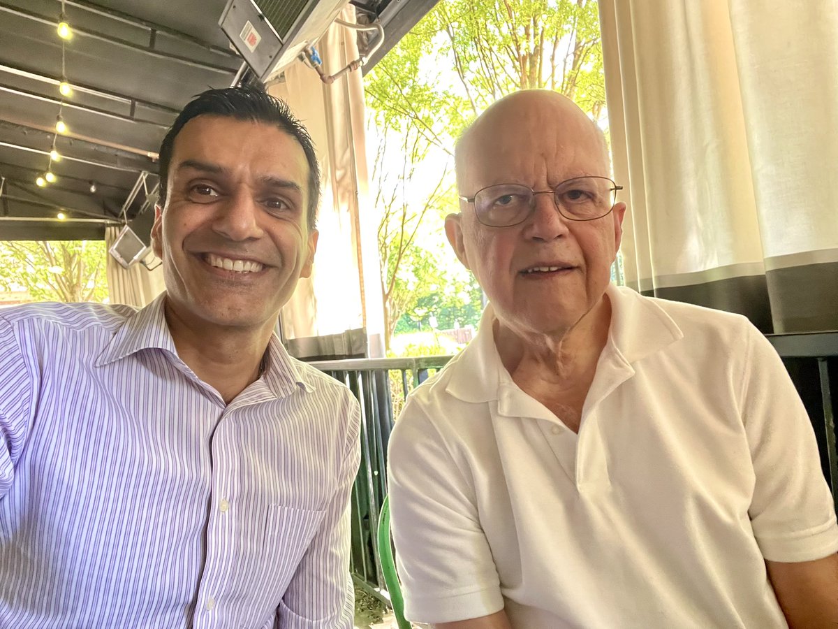 Met up with #hiv @CDCgov legend (Harold Jaffe) 20 yrs after emailing him about MSc Global Health @UniofOxford. Changed my life’s trajectory… Thanks to @kmvnarayan14 @CMM_UCLA & @CarlosdelRio7 for taking the baton after that! @egdrc