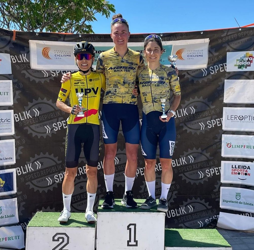 ciclismecat's tweet photo. 🚴‍♂️ Lleida va reunir dissabte totes les categories del ciclisme català en carretera al VII Trofeu Speed Republik!

🏅 Paula Blasi (fèmines), Sergio Gámez (júnior) i Aitor Martínez (cadet), entre els grans vencedors del dia.

+ info 👉 https://t.co/BRzoGvM2Uq

#ciclismecat https://t.co/tCgJLuRJVm