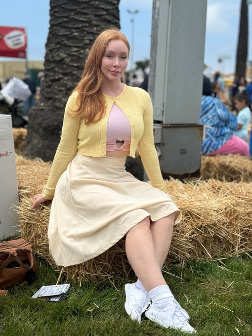 A strawberry 🍓 at the strawberry festival 🍓 #strawberryfestival https://t.co/lOsGyGoMa3<a href="/tag/strawberryfestival"class="tags">#strawberryfestival</a>