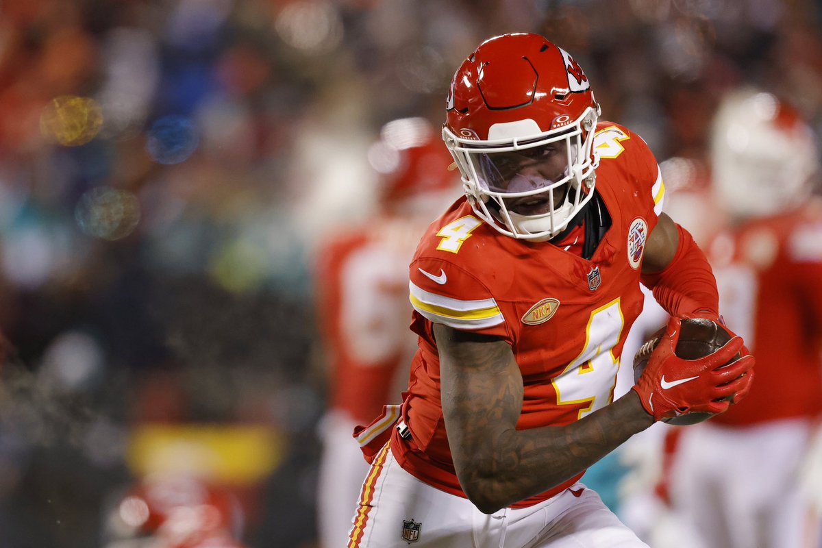 AdamSchefter's tweet photo. With the Chiefs kicking off their organized team activities today, WR Rashee Rice will be attending and participating in all activities, per source. https://t.co/ssQ4VBs1CN