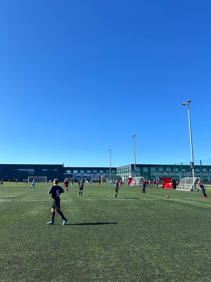 Last of the @NorthTynesidePE Football CVLs tonight. 15 nights of Football across 5 year groups and three terms! Hundreds of participants and many playing opportunities for A, B and C teams. Thanks to all the organisers for your hard work….this has been a real success!  👏⚽️👏