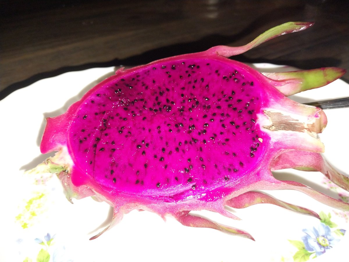 Pasithea Chan tweet media