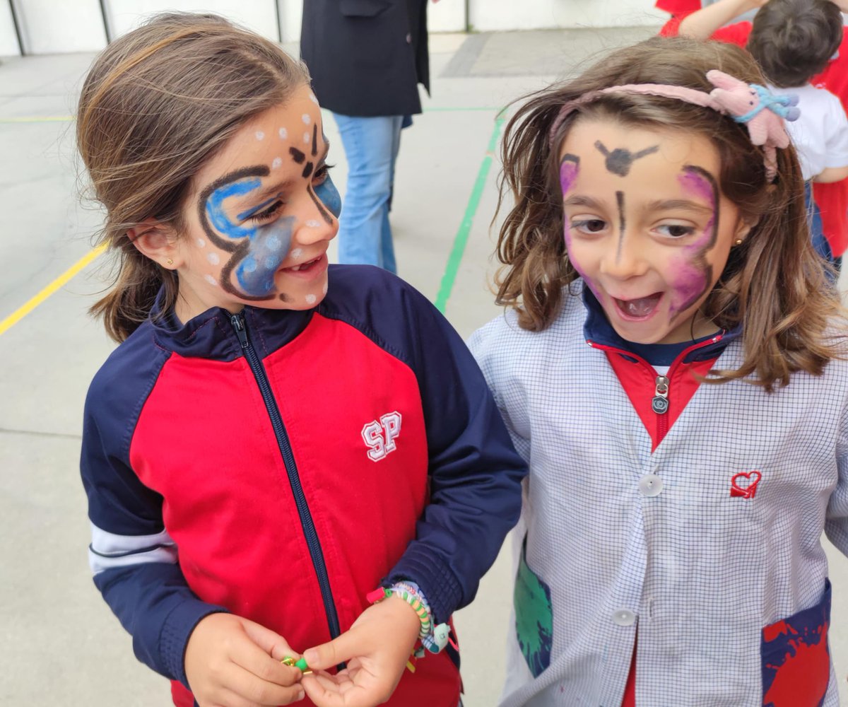 colegiospinolam's tweet photo. Hoy los alumnos de #Rumbo colaboran con @SP_Solidaria con un taller de pintacaras y vendiendo pulseras. Ha sido un disfrute para mayores y pequeños, y ¡¡han conseguido recaudar 52,50 euros!! 
¡Gracias a todos los que habéis colaborado!
#TeSigoLlamando https://t.co/RMWgbXPoOa