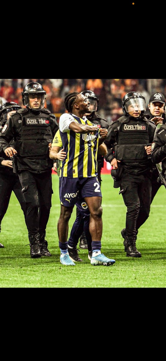 🔥🔥 GALİBİYET ŞEREFİNE 🔥🔥 🔵🟡 Fenerbahçeliler Takipleşiyor🟡🔵 ✍️ GT yazan , RT ve FAV atan bütün Fenerbahçeliler birbirini takip etsin. 🗒️ Takipleşmeyen Fenerbahçeli kalmasın