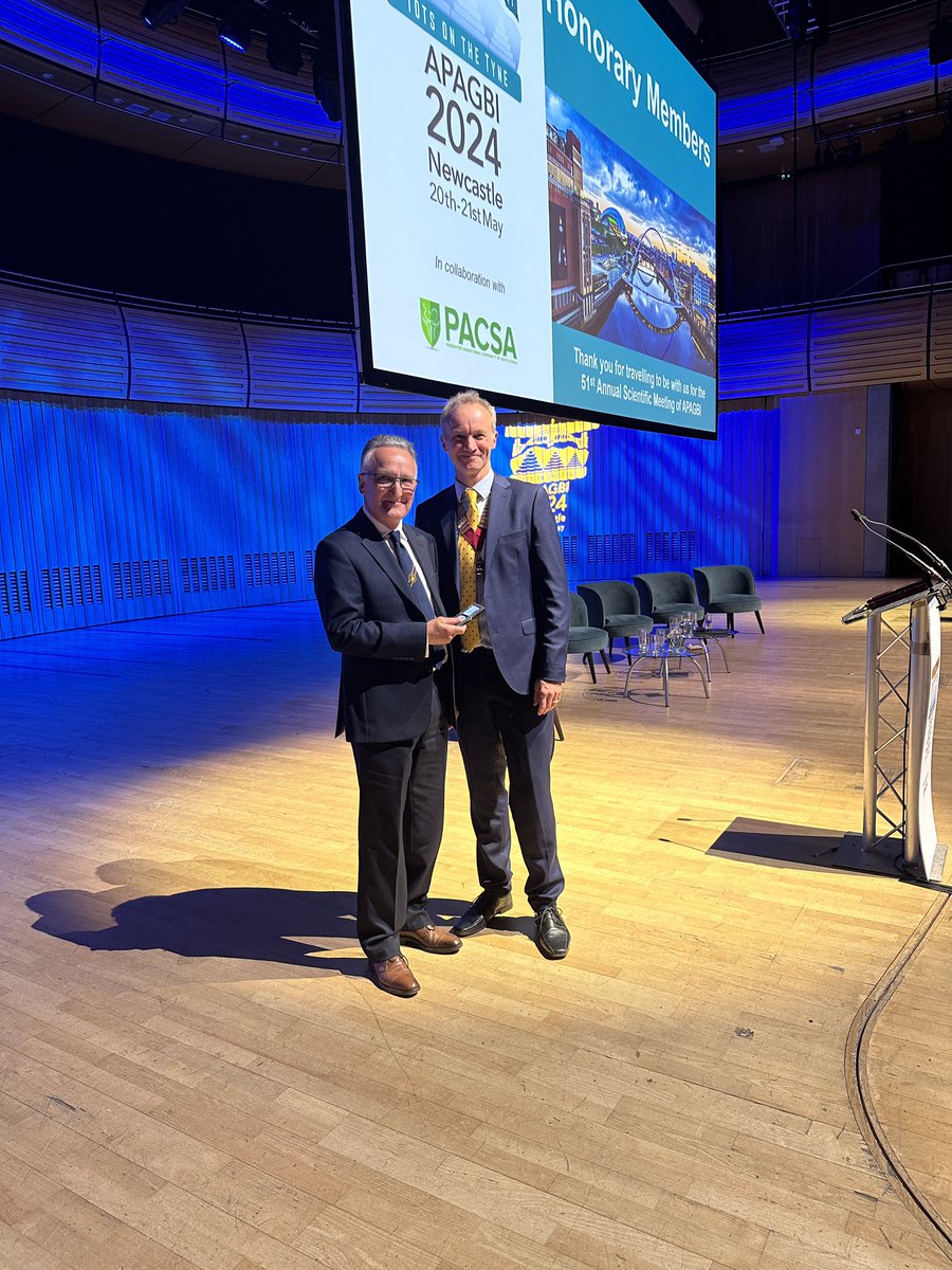 #APAGBI2024 has the pleasure of awarding Honorary Membership to @APAGBI Association of Paediatric Anaesthetists Congratulations to 👉 🏅Dr Tony Moriarty @Bham_Childrens 🏅Dr Michael Sury @GreatOrmondSt for service to #Paediatric #Anaesthesia #PedsAnes apagbi.org.uk/index.php/abou…