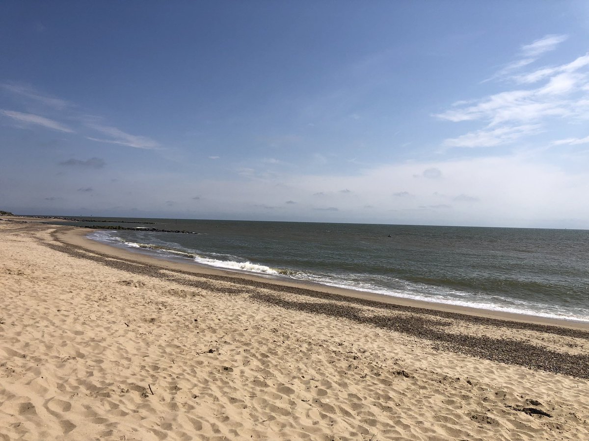 Chappers2013's tweet image. Lovely 12K walk today from near #clacton to #frinton 😎
#dayoff