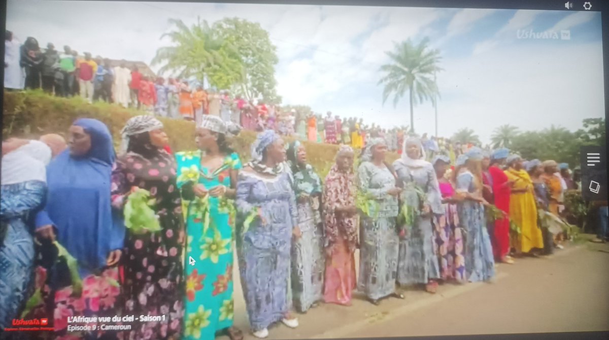 TitiNdema's tweet image. La musique de film.
Je disais il y'a quelques minutes,que les montants demandés par les 🇨🇲 sont plus élevés que ceux d'Afsud ou des USA.
D'où le fait que,pour le documentaire que vous verrez,nous n'ayons pas de musique du bled.... C'est d'une tristesse pour moi qui prône le 237.