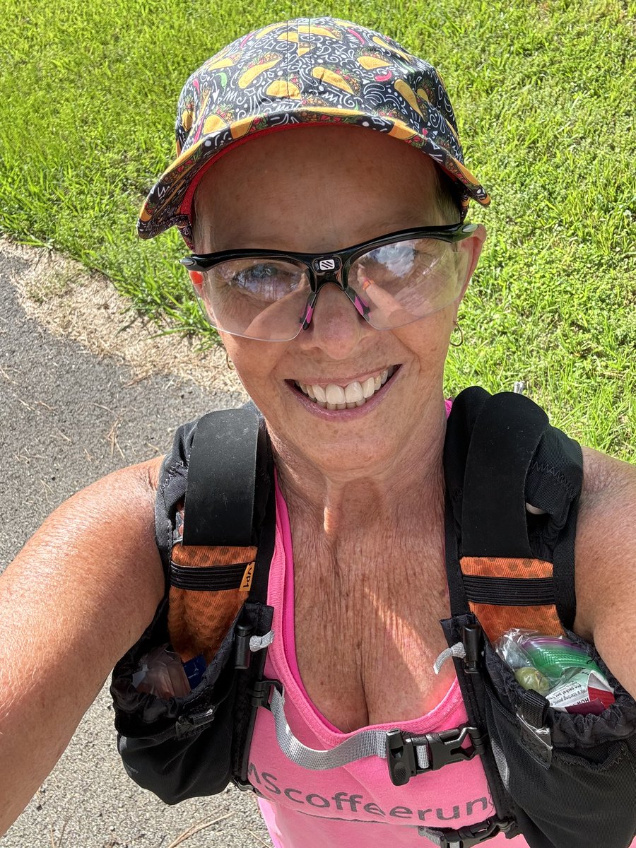 6.65 toasty 87° miles. Stopped to chat with a neighbor and showed her 5yo grandson today’s duck video. He was enthralled ☺️ Happy running everyone!

#IRun4Aiden #MSCoffeeRunners @Orangemud #MindOverMatterAthlete @ROADiD