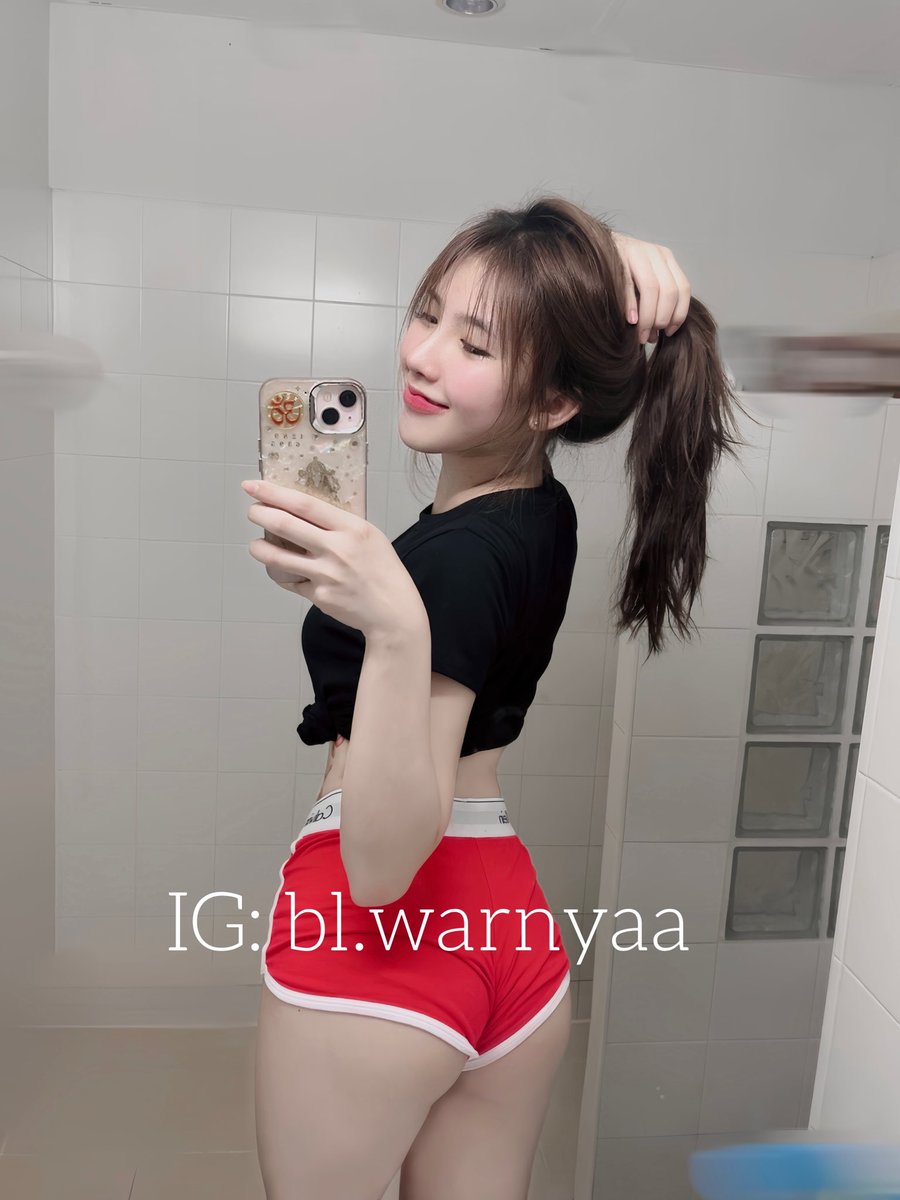 blwarnyaa's tweet photo. ตูดน่าตีไหมคะ🤤💦 https://t.co/CsSwX5Dhka