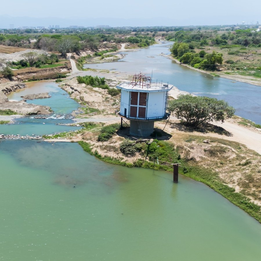 Seapal_Vallarta's tweet photo. ¡Pozo Radial! 💧con más de 20 años en funcionamiento, está pieza de Ingeniería es aún la fuente de abastecimiento más importante de Puerto Vallarta y su aporte es fundamental durante el "Periodo de Estiaje".
Cuidemos nuestro entorno natural #cuidalaunchorro https://t.co/oLxagZnFB5