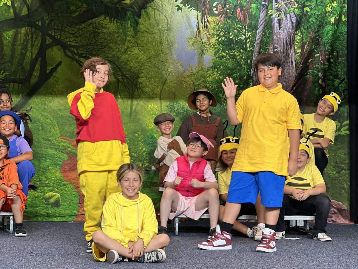 CameronWCUSD's tweet photo. Cameron Stage presented Winnie the Pooh! Thank you to all the students and staff for making this a huge success! https://t.co/9EbhAMYthJ