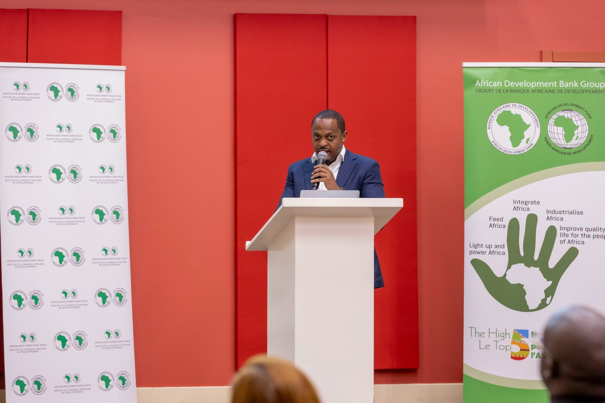 Today @RwandaHealth launched a regional pharma support project in partnership with @AfDB_Group. Dr @CKNtihabose hailed the timeliness of the project, noting that Africa produces 5% of its needed health commodities, while contributing to >80% of the global burden of Malaria & HIV