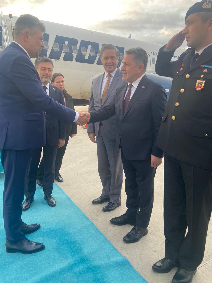 Romanya Başbakanı Sayın  Marcel Ciolacu’yu Ankara Büyükşehir Belediye Başkanımız Sayın Mansur Yavaş’a vekaleten karşıladım. 

<a href="/mansuryavas06/">Mansur Yavaş</a>
<a href="/TC_Disisleri/">T.C. Dışişleri Bakanlığı</a>
<a href="/TC_BukresBE/">Türkiye in Romania</a>