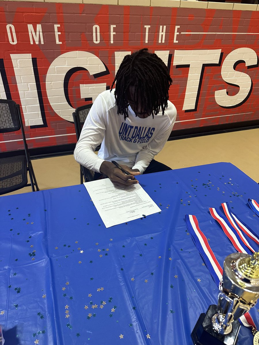 111 (@evans00skylar) on Twitter photo I would like to announce that i’m 100% Commited!! <a href="/UNTDallasTFXC/">UNT Dallas Track & Field Cross Country</a> Thank you to all of my coaches and family members who helped me become the man I am today <a href="/CoachBam16/">Bam Harrison</a> <a href="/Macon_Coach/">Coach Macon</a> <a href="/QueDogZetaEta/">Anthony Miller</a> <a href="/coachbirdd/">CoachBirdAcademy/TeflonSportsManagement</a> <a href="/StillKimball/">Kimball Knights Football🏈</a> <a href="/CoachChrisLee2/">Coach Chris Lee (El Cocinero)</a> I would like to announce that i’m 100% Commited!! <a href="/UNTDallasTFXC/">UNT Dallas Track & Field Cross Country</a> Thank you to all of my coaches and family members who helped me become the man I am today <a href="/CoachBam16/">Bam Harrison</a> <a href="/Macon_Coach/">Coach Macon</a> <a href="/QueDogZetaEta/">Anthony Miller</a> <a href="/coachbirdd/">CoachBirdAcademy/TeflonSportsManagement</a> <a href="/StillKimball/">Kimball Knights Football🏈</a> <a href="/CoachChrisLee2/">Coach Chris Lee (El Cocinero)</a>