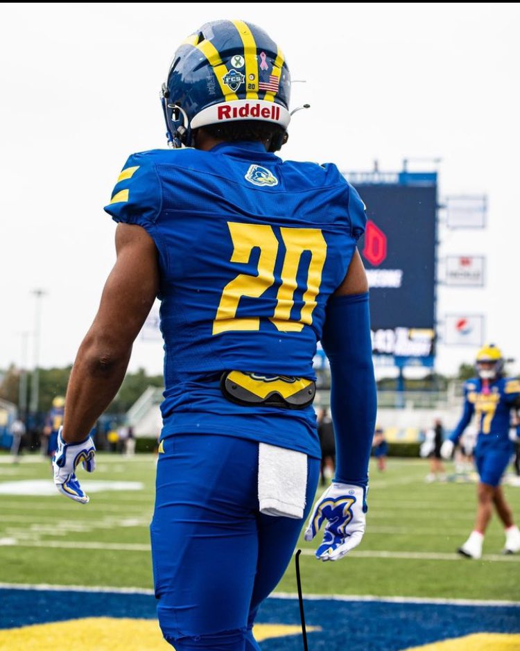 AGTG BLESSED to receive an offer from the University of Delaware 🔵🟡 @Coach_ArtLink @MFCJ13 @BTHS_Football @CoachOtero_BT @MohrRecruiting @RivalsFriedman @24k7v7 @TheUCReport @coachparker85 @Coach_AndrewP