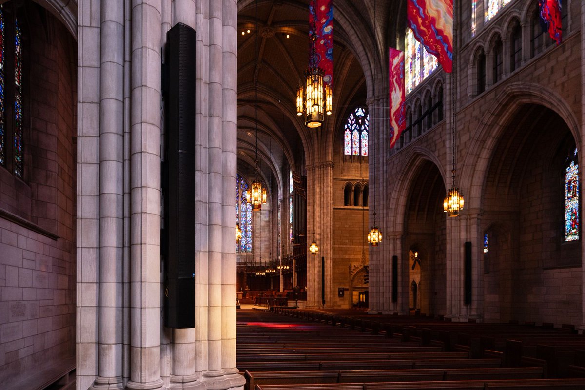 RenkusHeinz's tweet photo. In collaboration with @WPSproav and @SIAAcoustics, @Princeton's Chapel recently enhanced its audio with technology from #RenkusHeinz! ⛪️🔊
Learn more about this installation: https://t.co/SEF43kzygo
Photo credit: Sam Bertness (WPS)
#TheSoundSolution #proaudio #beamsteering https://t.co/EV6WHGodWf