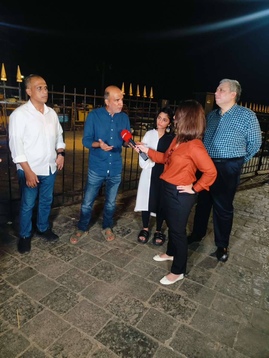 TamannaInamdar's tweet photo. Nothing more fun then ground reporting. Interesting show on the #Mumbaivote on @ndtv https://t.co/ysecBs5qAV