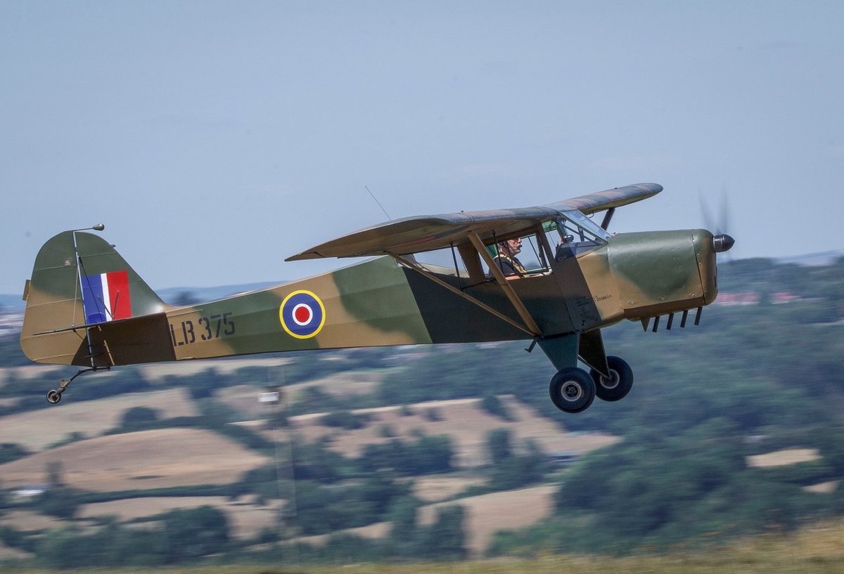 Air Show Announcement! We'll be joined by a pair of Auster's with AOP6 TW536 & AOP1 LB375 flying in formation as part of Sundays' programme! Tickets are available online, follow the link to purchase today: shuttleworth.org/military-weeke…