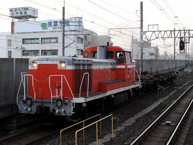 5月21日鉄道関係（#521の日）
・1978年5月21日、京成東成田線開業。
・2005年5月21日、東京都10-300形運転開始。
・2006年5月21日、583系が京葉線から内房線へ向かいました。
・2011年5月21日、成田線工臨返空DE10-1751牽引。
（続く）