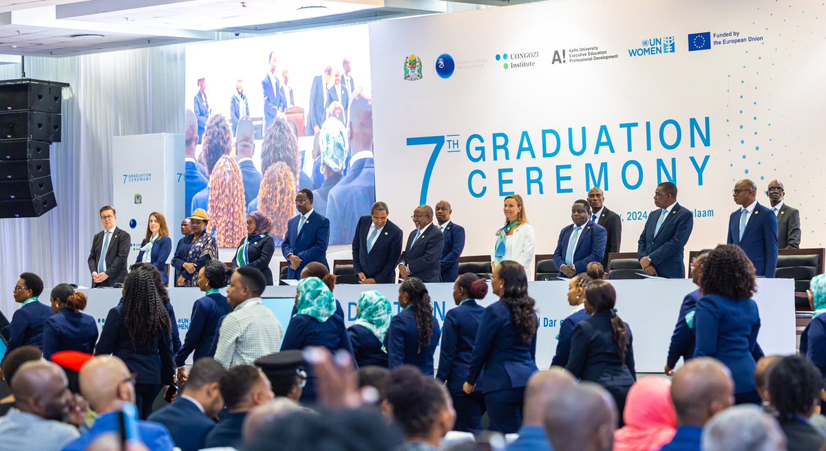 nsamila's tweet photo. #PhotographerAtWork — @UONGOZI Institute’s 7th Graduation Ceremony.
#UONGOZIGraduation2024 #PichazaNsamila https://t.co/A2OD8onHa9