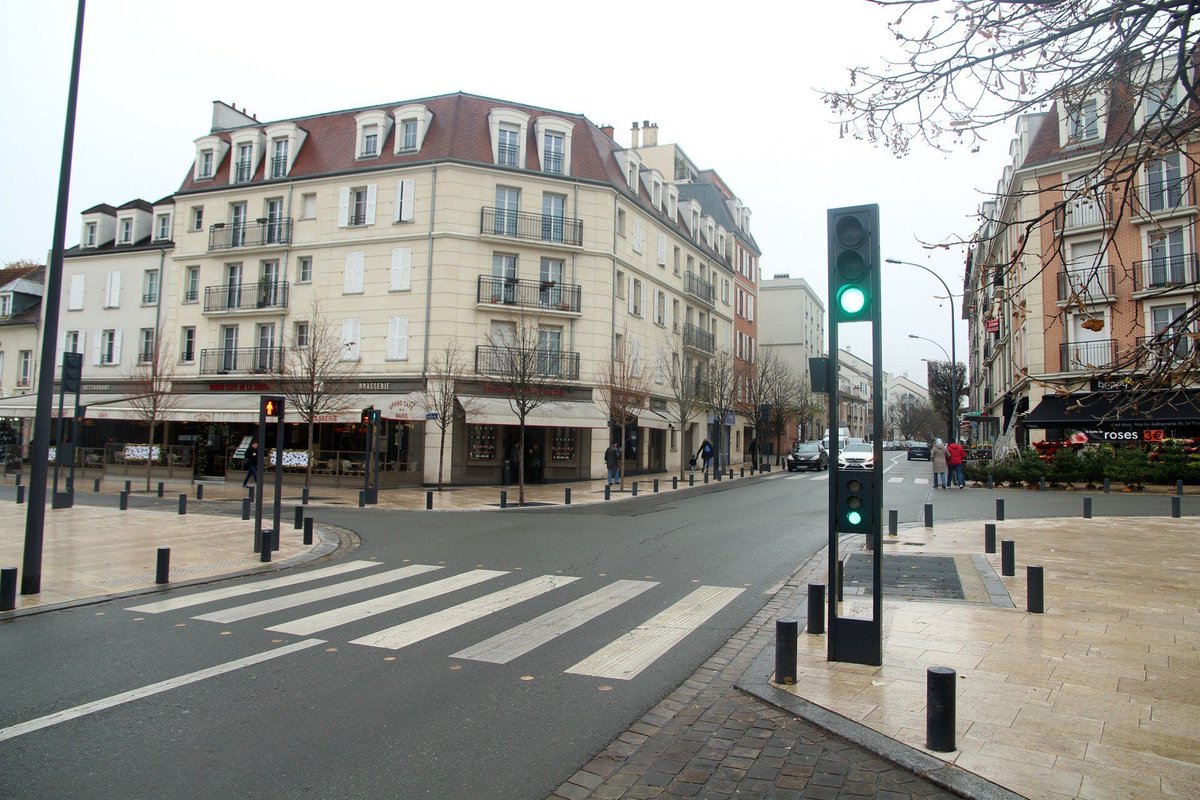 Maisons-Alfort (94) : un Algérien de 27 ans, connu pour de nombreux faits de délinquance et visé par 2 OQTF, jugé pour avoir violé une jeune femme de 19 ans, après s'être introduit chez elle en pleine nuit (MàJ) fdesouche.com/2024/05/20/mai…