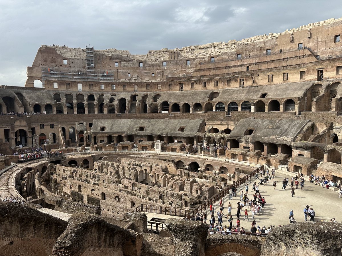 psomeshw's tweet photo. Every time I go to the #Colosseum , I am amazed at the magnificent scale and detailing of #RomanArchitecture in the #firstcentury !!
#Roma #Italy #JuliusCeasar https://t.co/nYOVL0qTRV