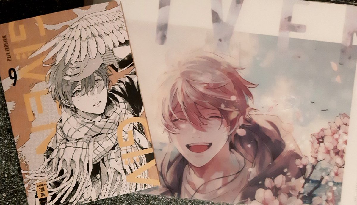 Given 9 [Ende]

Ein schöner Abschlussband. Ich wünschte allerdings, dass der Part mit dem Song länger gewesen wäre - das fand ich zu kurz🙈
Dennoch hat dieser fantastische Manga ein schönes Ende gefunden😊💕
Jetzt hoffe ich, dass es die Fortsetzung zu uns schafft!😆
#mangayear24