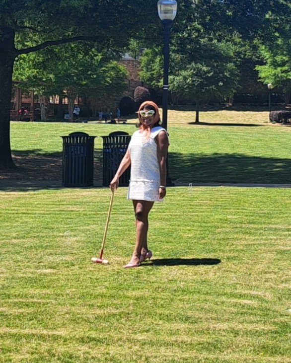 fashiondiva1984's tweet photo. What a fun Saturday with my girl, Natalie Cole! We had tea at The Bridgerton tea event at the Norcross library. I got a chance to play croquet, which I ended up loving! It was awesome!
#tea #teaevent #friends #bridgertontea #bridgeton #british #anglophile https://t.co/hx4MMucLau