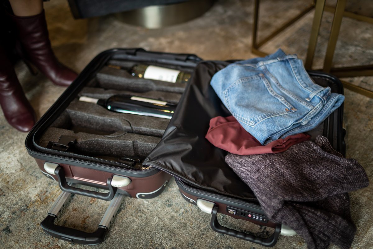 FlyWithWine tweet media