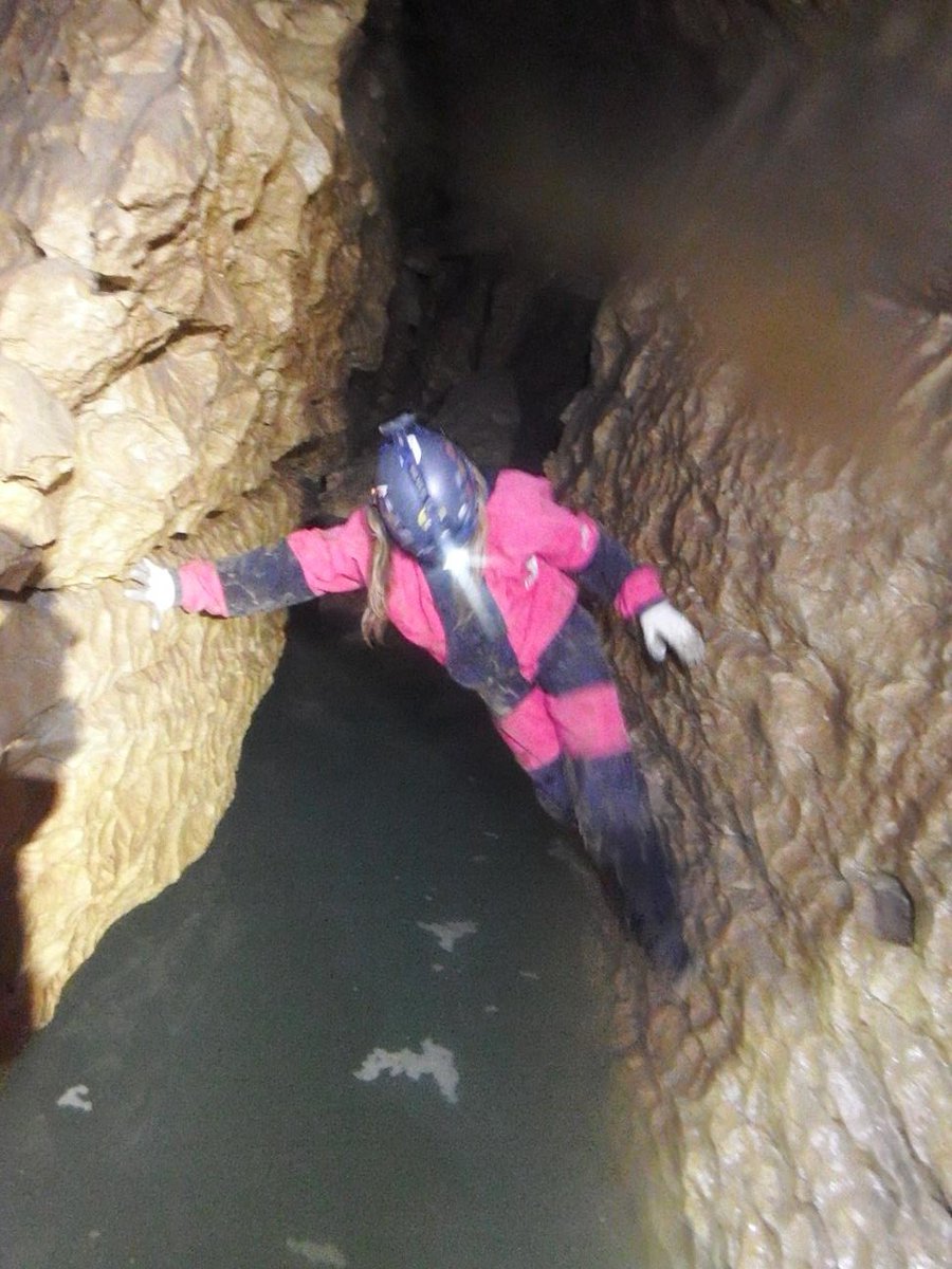 espeleogel's tweet photo. Documentación actualizada de la cueva de Zarpia, en la sierra de Iturrieta (Álava)
https://t.co/xo14pCdDz8 https://t.co/lryb892YY8