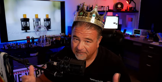 TruncaliJohn's tweet photo. My guest this week on "In The Vapor" Is the one and only Phil Busardo @pbusardo Phil is a big reason I have been smoke-free for 13 years 💪
https://t.co/JS9wrFgvYY
#vape #vapefam #VapeAdvocacy #zamplebox https://t.co/TTcUxFsT9e