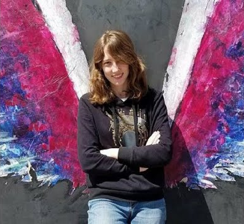 “In a world where everything is for sale, the last stand to rebel against that is to care about each other.” The Glitch Logs author <a href="/rachelthebeck/">Rachel Beck (same handle on 🧵s)</a> discusses #cyberpunk, her path to becoming an indie author, and future plans. 
- The Wandering Quill 

youtube.com/watch?v=n7D8Xv…